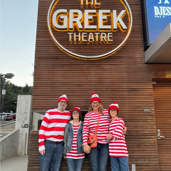 Meet your Posher, Natasha - Picture 2 of 9